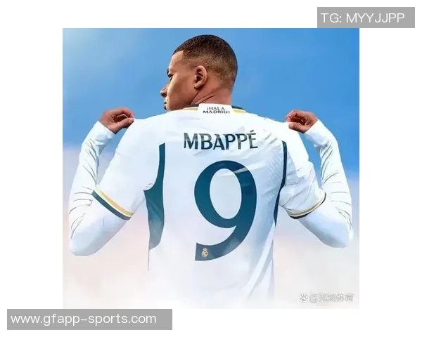 埃基蒂克期待与姆巴佩重聚称未来配合将更加默契 埃基蒂克期待与姆巴佩重聚称未来配合将更加默契