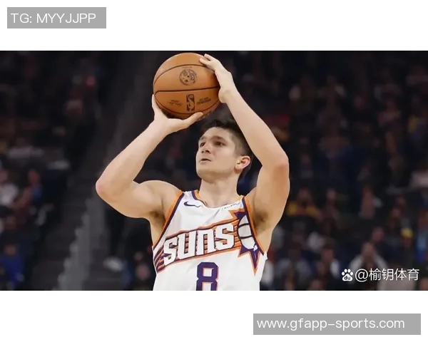 格雷森阿伦状态火热近三场场均24分助攻和抢断表现抢眼正负值高达19